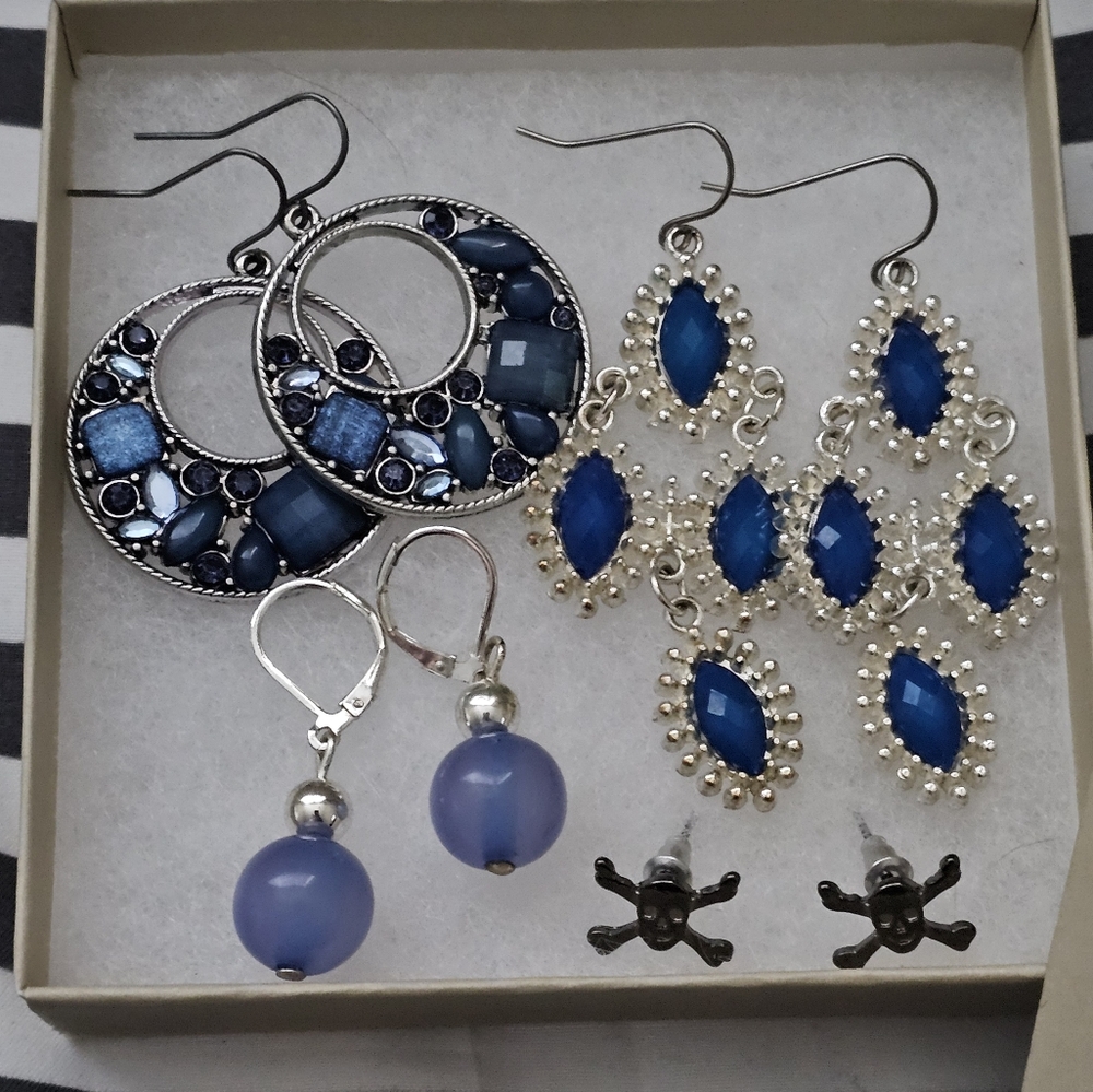 Earrings Bundle - image 1